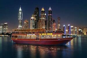 DIA 6 – DUBAI | SUNSET CRUISE y VISITA DE LAS MARINAS – 13 DE MARZO